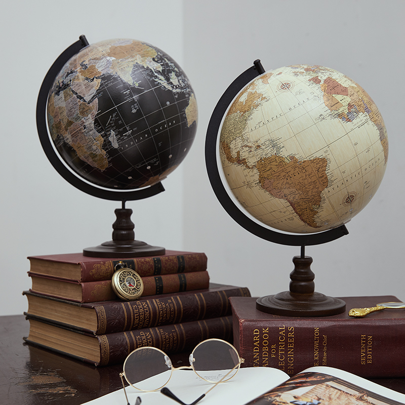 Home Office Building - Globe débareuropéen vintage, globe débaren bois,