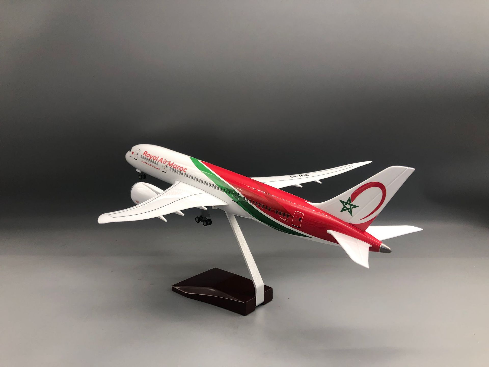 Modèle d'avion Royal Air Maroc - Home Office Building avis et prix