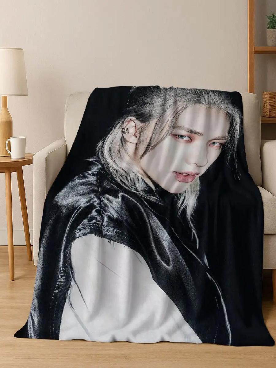 D Hyunjin Solo KPOP flanelle j - Home Office Cozy avis et prix