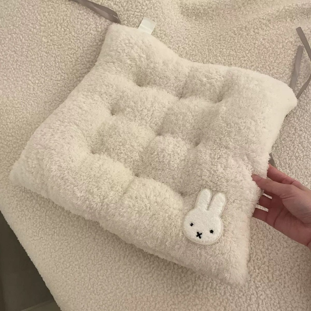 Coussin de siège épaissi Miffy - Home Office Cozy avis et prix